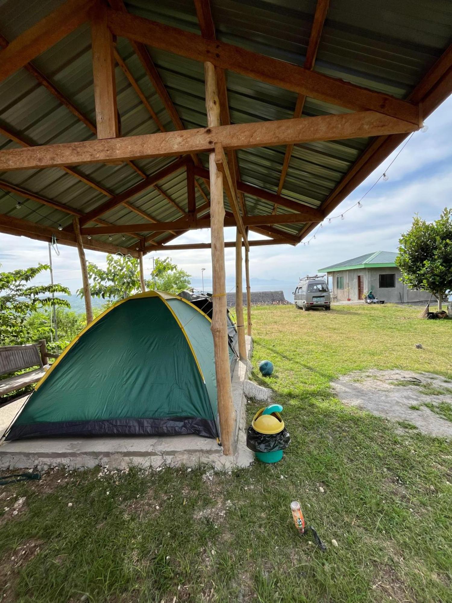 Thornton'S Sea View Cafe & Guesthouse Siquijor Exterior photo