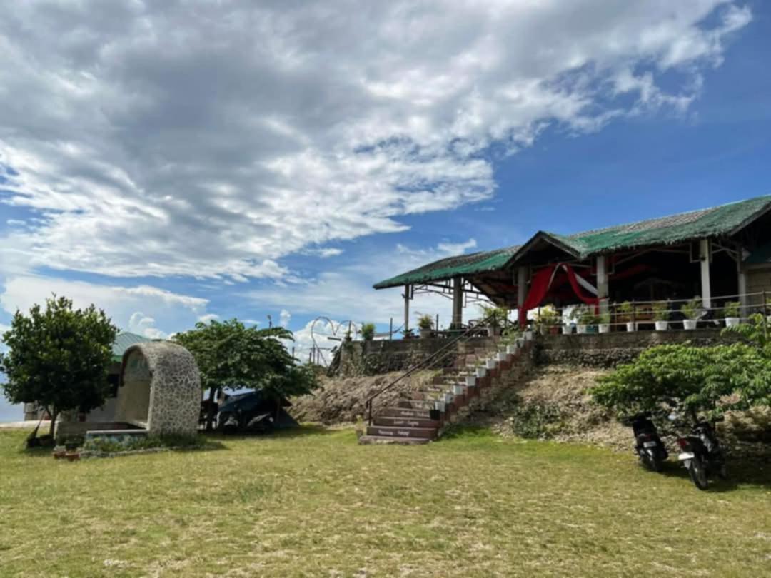 Thornton'S Sea View Cafe & Guesthouse Siquijor Exterior photo